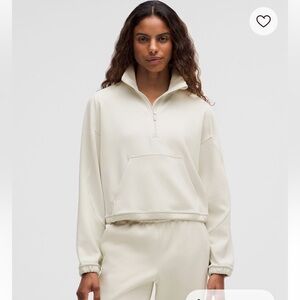 Lululemon Brushed Softstreme Crème Pullover